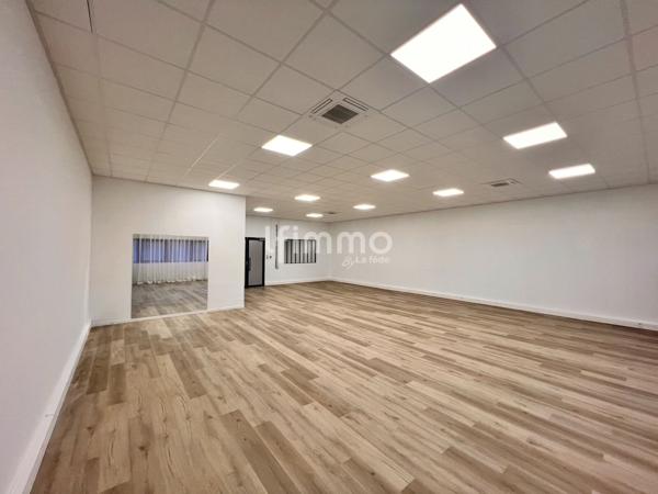 91080 Evry-Courcouronnes, Local Commercial 117m2