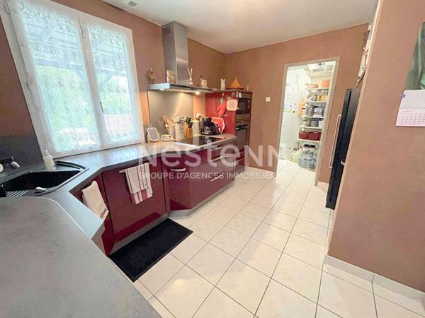 Maison CENTRE GISORS - quartier résidentiel - 4 chambres / 110 m2 hab / 600 m² jardin