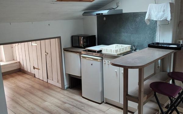 Appartement à louer    1 pièce •  Dax