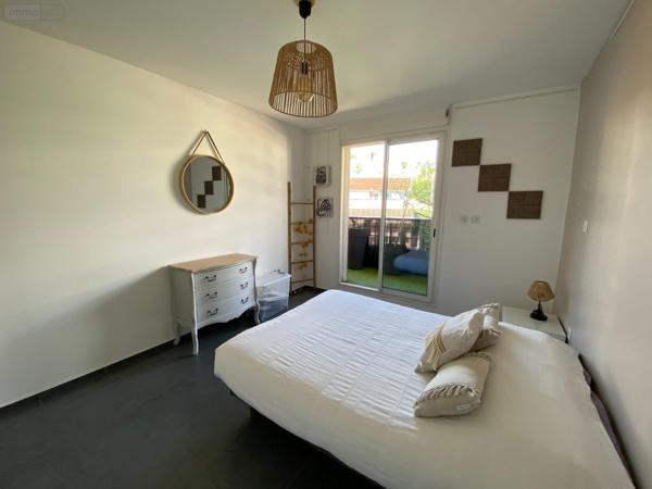 Appartement rénové à vendre à Saint-Denis à la Réunion (97400), ref : 228210   
Sainte-Clotilde