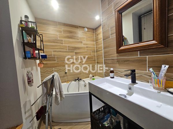 Rare à la Vente : Maison de Ville Atypique ,Charme, Calme et Garage de 115 m²