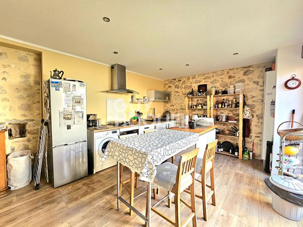Rare à la Vente : Maison de Ville Atypique ? Charme, Calme et Garage de 115 m²