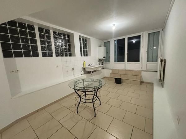 Maison Saumur composée de deux appartements loués