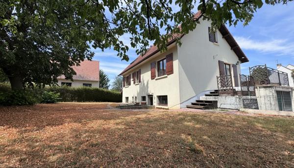Maison individuelle 4 chambres avec studio indépendant