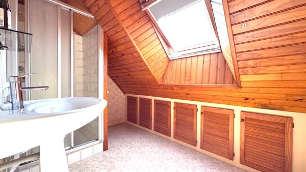 Maison individuelle 4 chambres avec studio indépendant