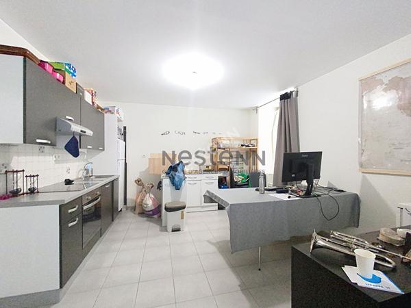 Appartement rénové au centre du Lion d'Angers - T2 idéal investissement