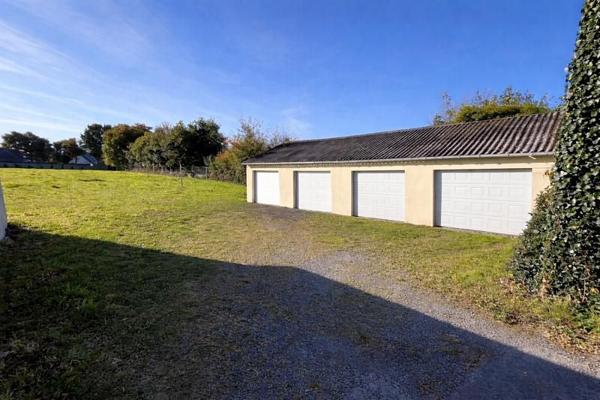 Immeuble à vendre |  Bégard |  179 m²