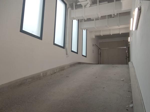 Place de parking 13,75m2 93400 Saint Ouen