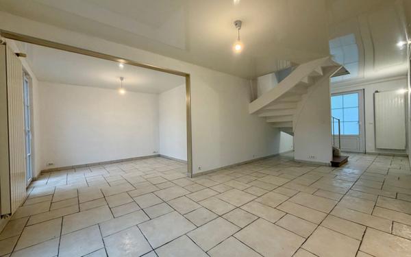 Maison à louer    8 pièces • 167,74 m2 Vert-Saint-Denis