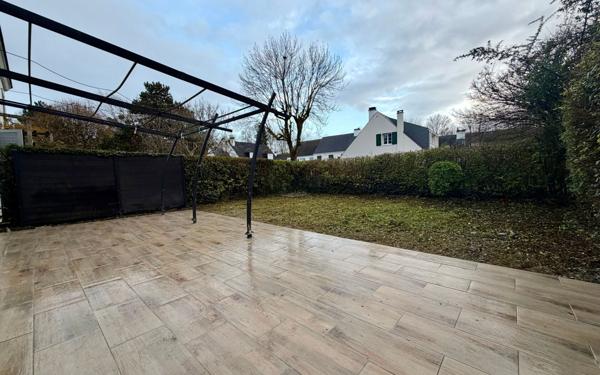 Maison à louer    8 pièces • 167,74 m2 Vert-Saint-Denis