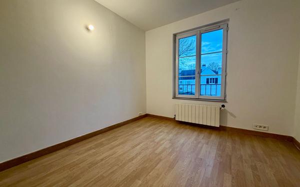 Maison à louer    8 pièces • 167,74 m2 Vert-Saint-Denis