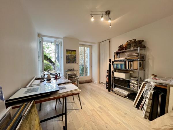 POITIERS, Blossac, appartement d'exception avec jardin, piscine et place de parking