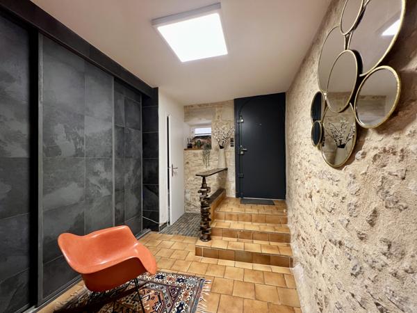 POITIERS, Blossac, appartement d'exception avec jardin, piscine et place de parking