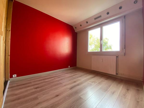 Appartement Evry Courcouronnes 4 pièce(s) 75.34 m2