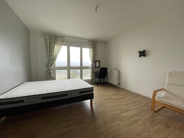 RENNES VILLEJEAN - Chambre meublée dans appartement en colocation