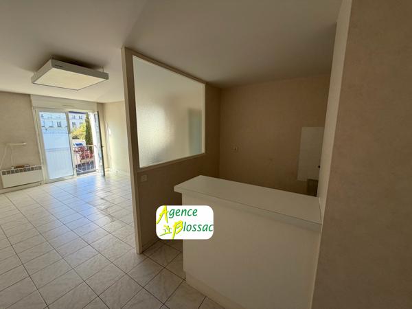 APPARTEMENT T3 RESIDENTIEL - CAVE - PARKING PRIVÉ