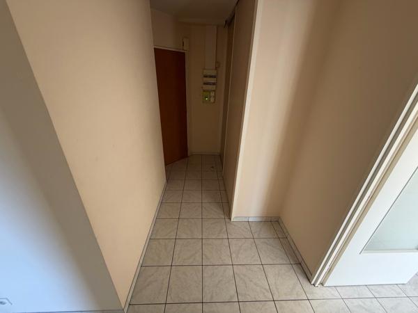 APPARTEMENT T3 RESIDENTIEL - CAVE - PARKING PRIVÉ
