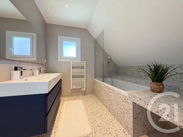 Maison à vendre  6 pièces - 161 m 2   PLESCOP  - 56