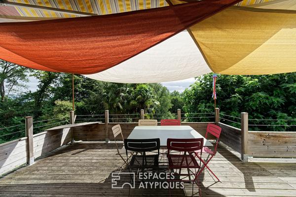 Élégante maison des années 70 avec piscine et jardin arboré