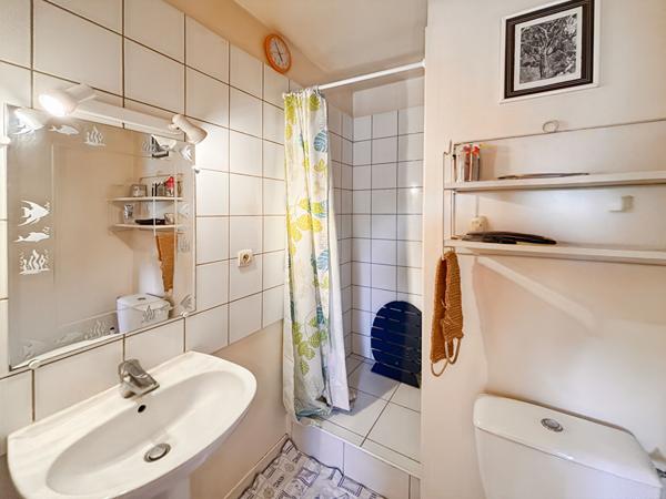 Maison sur 3 niveaux dans le centre-ville d'ETAMPES