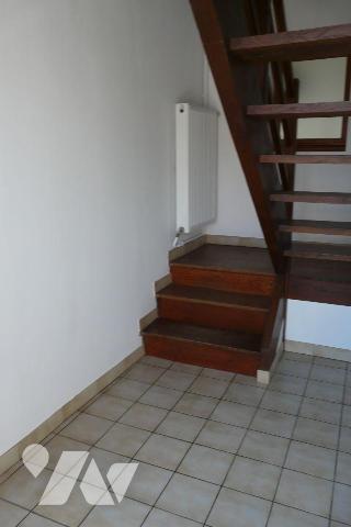  Immeuble divisé en deux logements:
Un logement comprenant au rez-de-chaussée : une entrée, un...