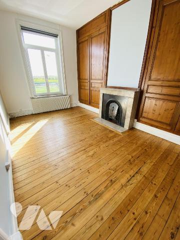 Maison de maître de 256m² au centre d'ETAPLES