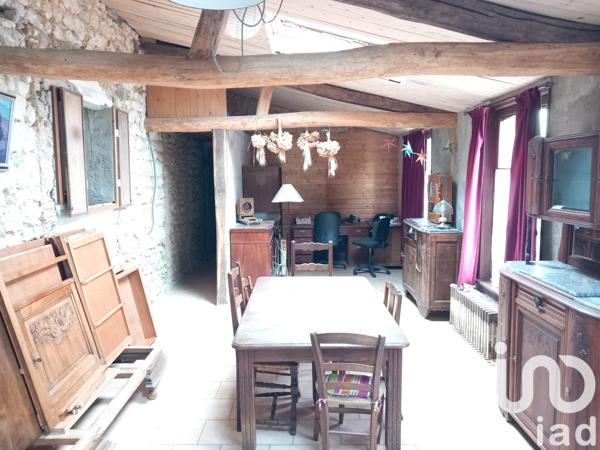 Maison à vendre 11 pièces 221 m² Saintigny