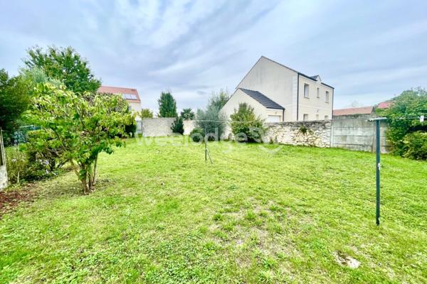 Maison à vendre 5 pièces de 106 m² à Jouy-le-Moutier