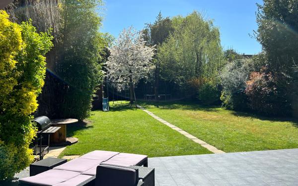 Maison à vendre    5 pièces • 186 m2 Le Perreux-sur-Marne