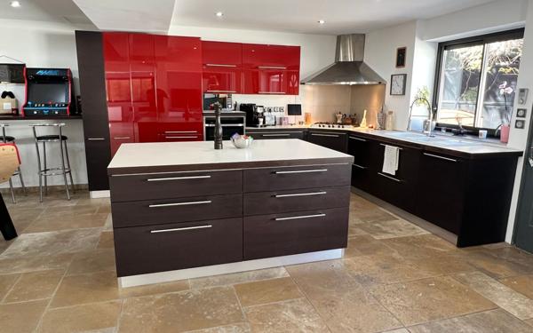 Maison à vendre    5 pièces • 186 m2 Le Perreux-sur-Marne