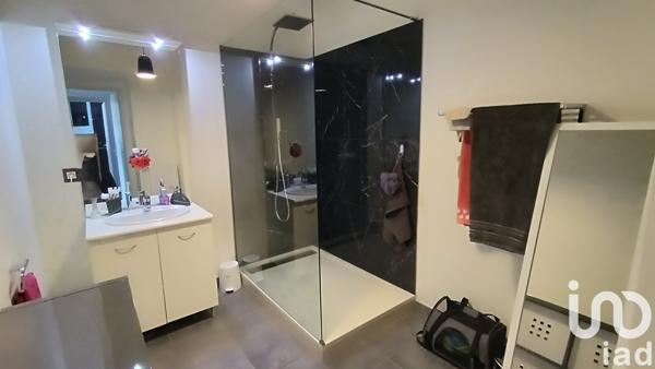 Appartement à vendre 3 pièces 69 m² Pessac