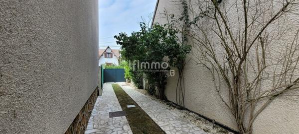 Maison 8 pièces sous sol total