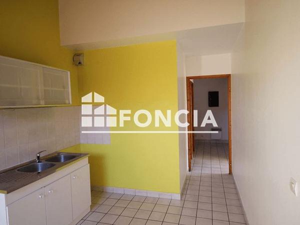 Location Appartement 4 pièces 73.3 m² - 220 AVENUE DE LA LIBERATION La Roche Sur Foron 74800