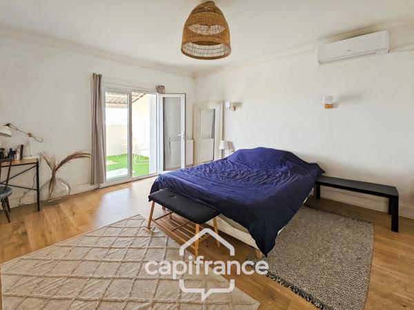 Maison 200m² au coeur de Castelculier avec terrasse couverte, 4 chambres, garage