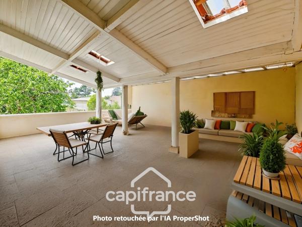 Maison 200m² au coeur de Castelculier avec terrasse couverte, 4 chambres, garage