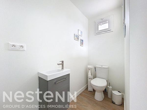 La mer et les sentiers à quelques pas : Appartement meublé T3 à Kerfany-Plage