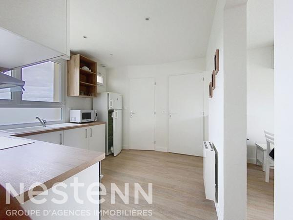 La mer et les sentiers à quelques pas : Appartement meublé T3 à Kerfany-Plage