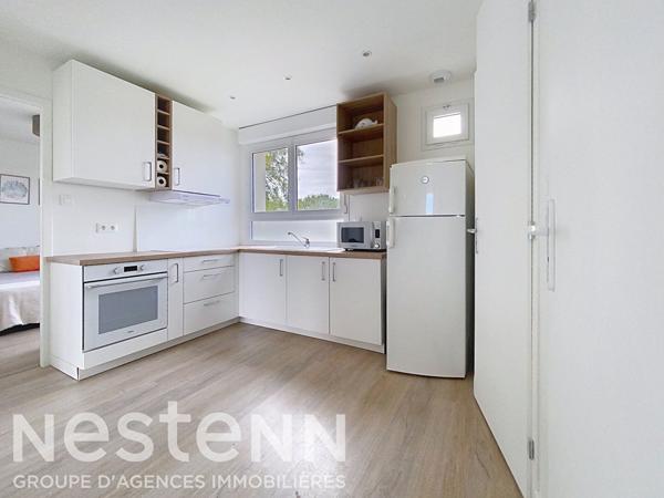 La mer et les sentiers à quelques pas : Appartement meublé T3 à Kerfany-Plage