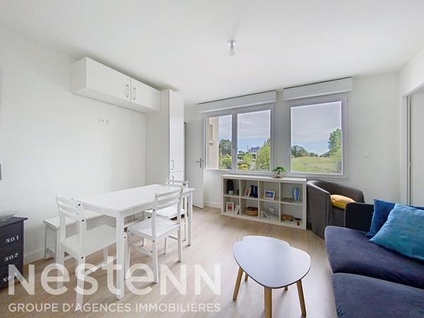 La mer et les sentiers à quelques pas : Appartement meublé T3 à Kerfany-Plage