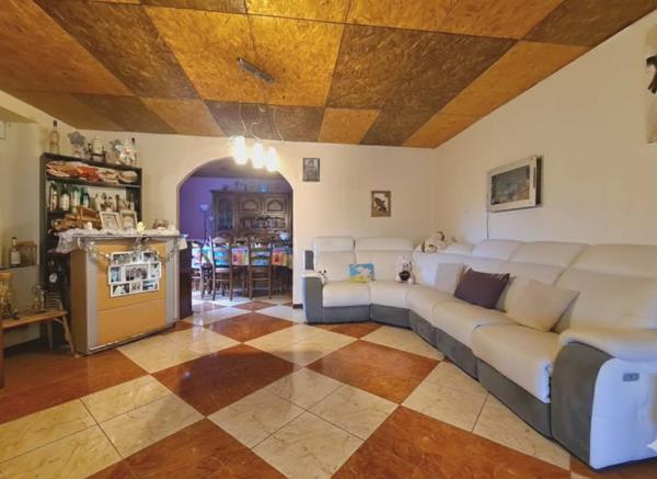 Entre Montigny-le-Roi et Bourbonne-les-bains