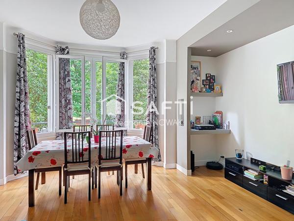 Appartement de 3P, de 85 m², entièrement rénové