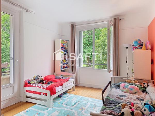 Appartement de 3P, de 85 m², entièrement rénové