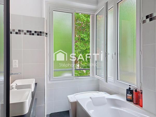 Appartement de 3P, de 85 m², entièrement rénové