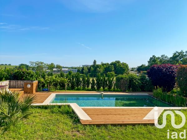 Maison à vendre 5 pièces 217 m² Montussan