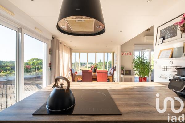 Maison à vendre 5 pièces 217 m² Montussan