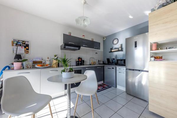 Appartement à vendre 2 pièces 64.84m²