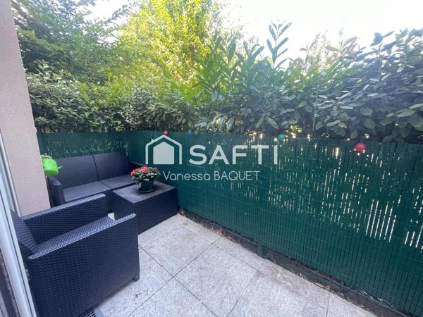 Appartement récent 2 pièces de 43 m2, rez-de-jardin, proche centre ville