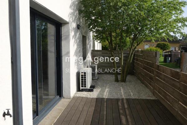 Maison à CASTELGINEST, 31780 - 4 pièces 98m²
