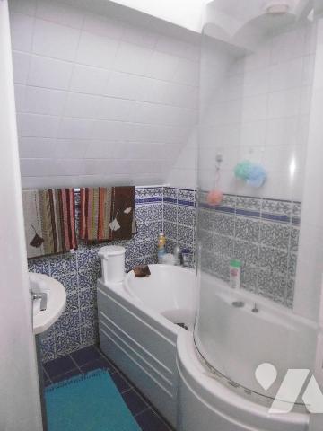 UNE JOLIE MAISON EN PIERRES ET COLOMBAGES, à rénover avec 1ha50a de TERRAIN