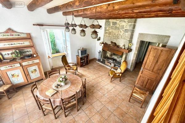 Maison à vendre à Albaret-Sainte-Marie en Lozère (48200), ref : 48032-214